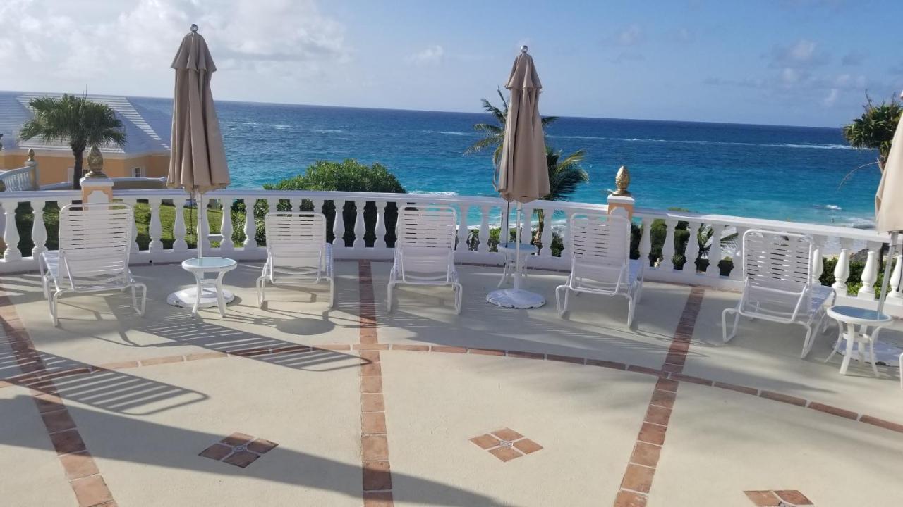 Coco Reef Bermuda Hotel Mount Pleasant Exterior photo