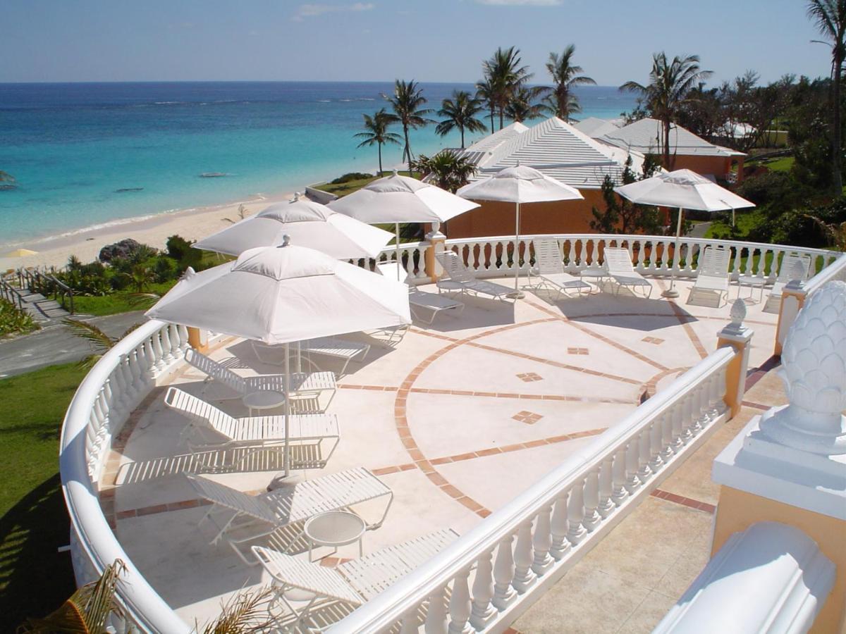 Coco Reef Bermuda Hotel Mount Pleasant Exterior photo